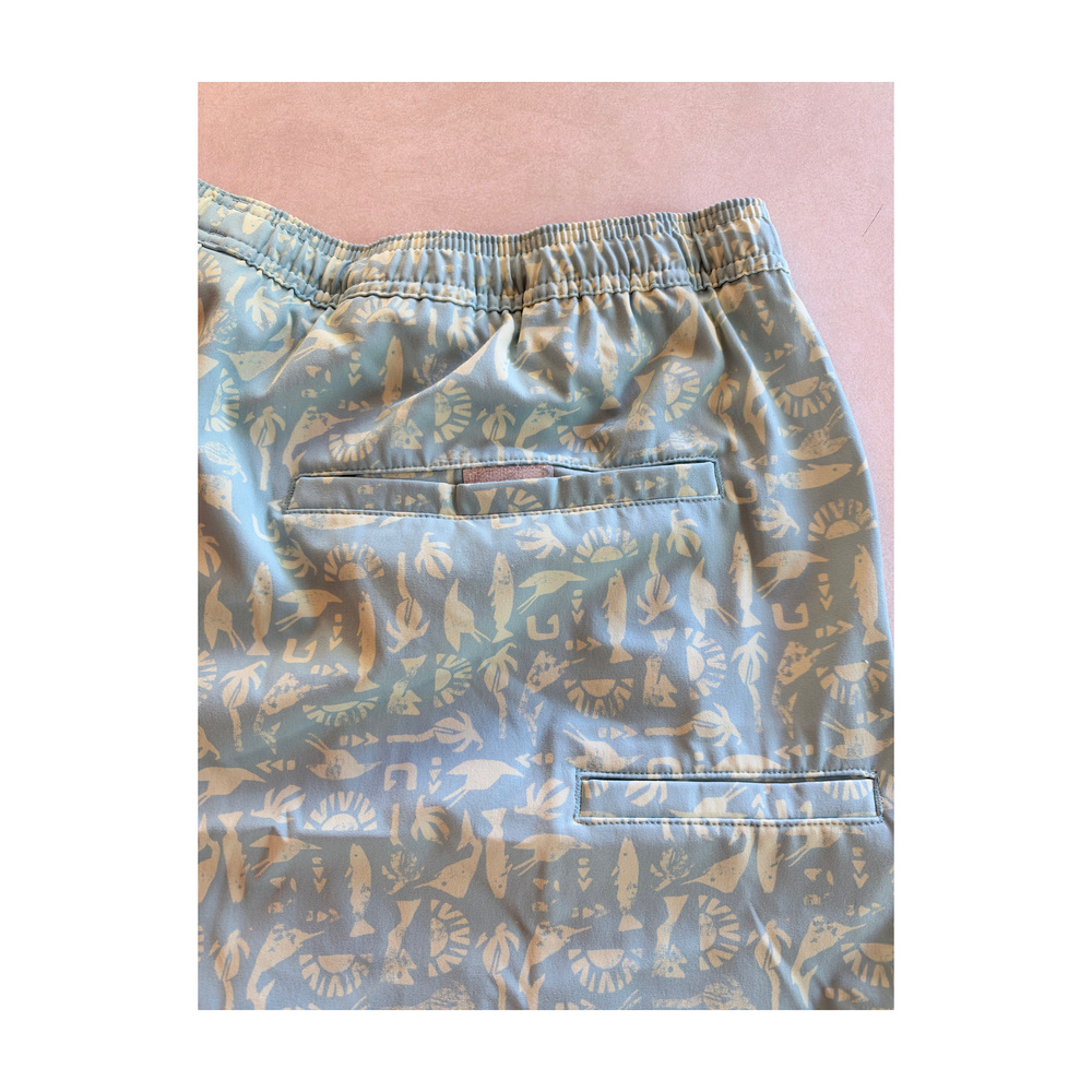 Huk Swim Shorts XXXL Aqua Tropical Fish Print Drawstring - Picture 5 of 5